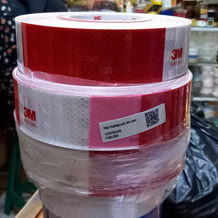 

Scotlite reflective prismatik 3m-sticker merah putih 3m CNA 2"x45mtr