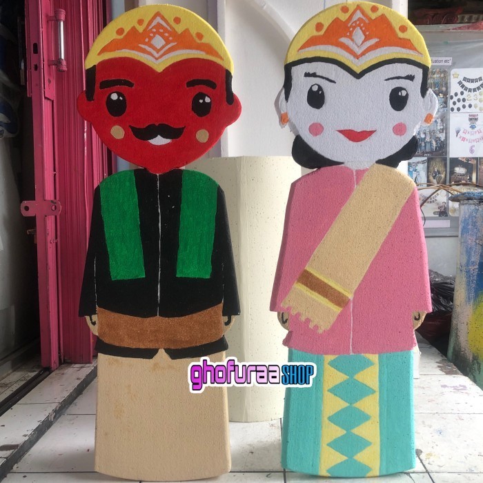 

standing kter styrofoam lukis sterofoam gambar di cat dekorasi