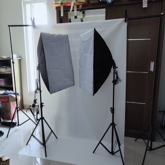 Lighting Studio Mini : 2 Softbox + Stand+ 2 Bohlam