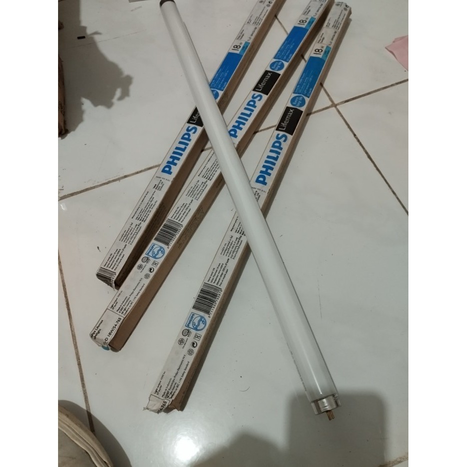 Lampu panjang TL-D/BW/54-765 18Watt PHILIPS