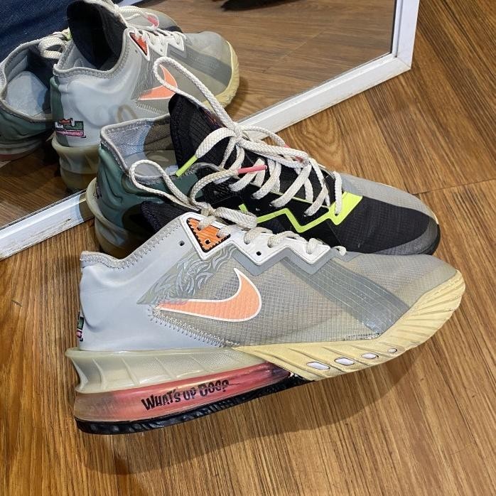 NIKE LEBRON 18 LOW BUGS VS MARVIN ORIGINAL - SNEAKERS MARKET