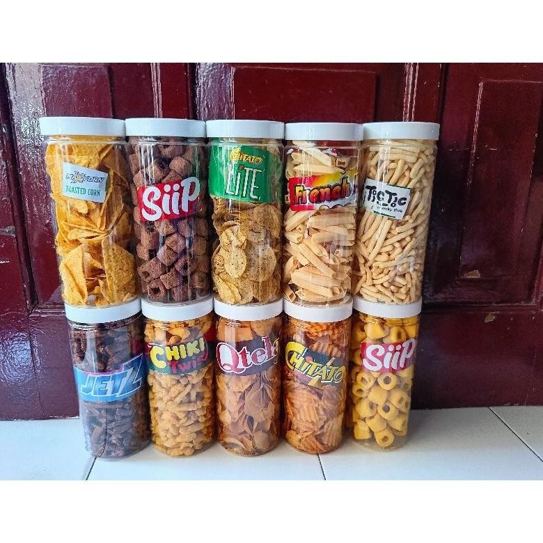 

dh-68 Snack Branded Chiki Edisi Toples Tebal 1300ml Hari raya Lebaran Hampers Berkualitas