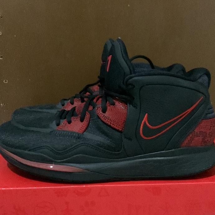 KYRIE 8 BRED ORIGINAL