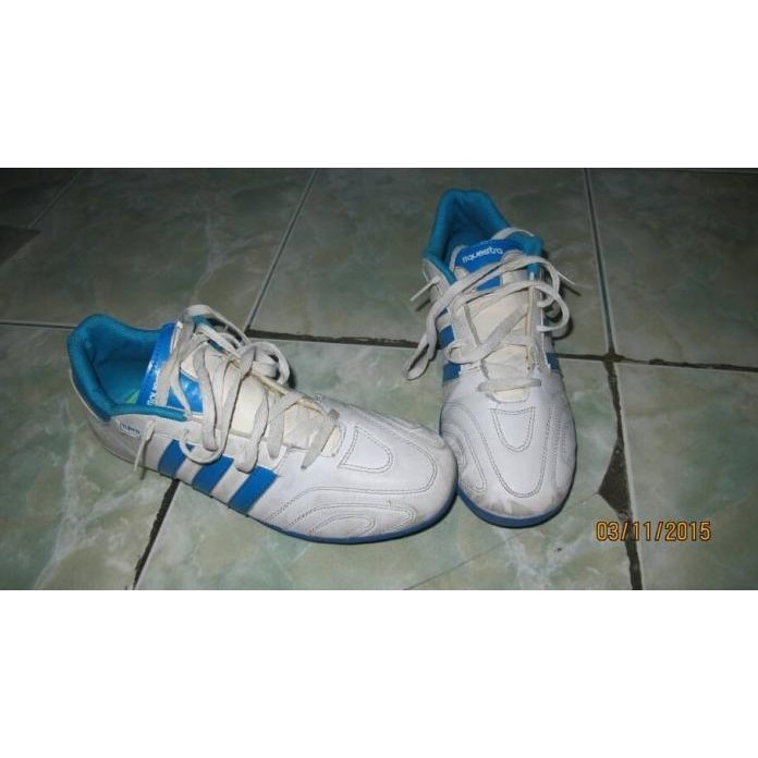 SEPATU FUTSAL ADIDAS PURE 11 PRO