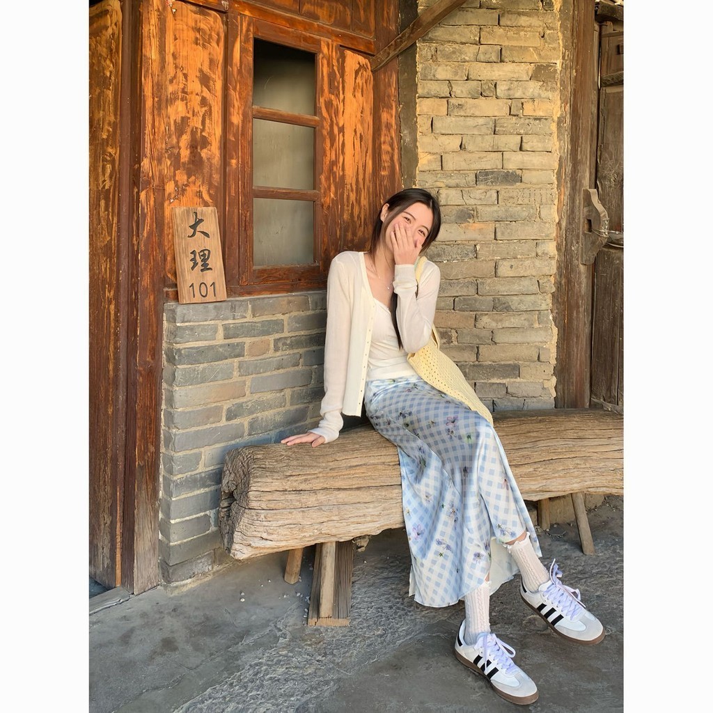 [Cream Winnie]Rok motif kotak-kotak rok panjang bunga ramping pinggang tinggi untuk wanita