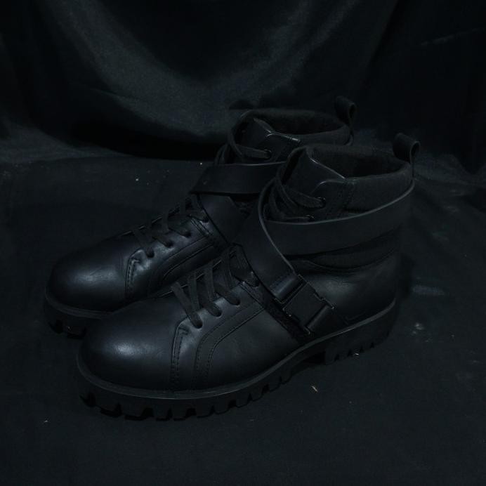 SEPATU BOOTS BLACK BARRETT BY NEIL BARRETT BUKAN ORIGINAL