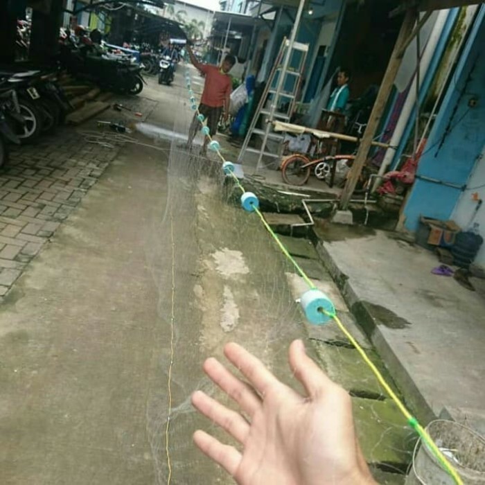 jaring ikan atau jaring bentang jaring rampus