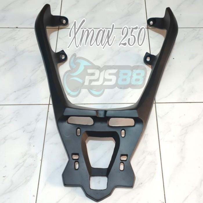 Breket box Xmax 250 / Dudukan box Xmax250 / Bracket box yamaha Xmax Original