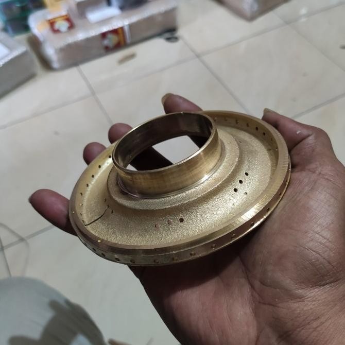 BURNER/KUNINGAN KOMPOR TANAM WINN GAS W666 .