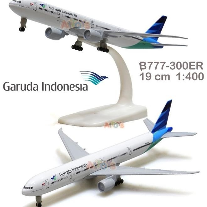 Diecast Pesawat Lion Air Boeing B737-900Er 19 Cm 1:200