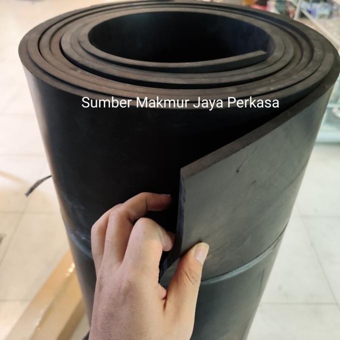 

Rubber Sheet Hitam ( Karet Hitam Lembaran ) 15Mm X 100Cm X 100Cm