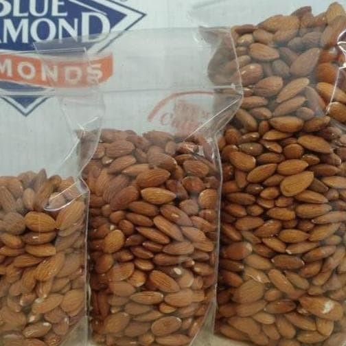 

Kacang Almond Panggang Kupas Blue Diamond Roasted 1Kg