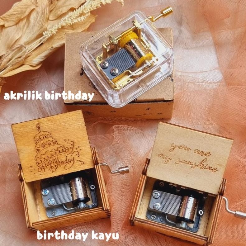 

Ex45 hampers cewek kotak musik / kado cewek / hadiah ulang tahun cewek Sale