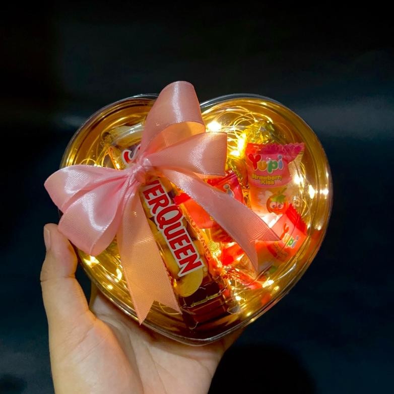 

Promo Hemat! HAMPERS (KDW176) KADO MINI GIFTBOX COKLAT LOVE VALENTINE Original