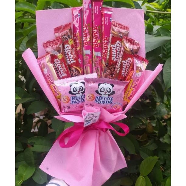 

ul-64 (K) Buket pink hemat terjangkau pas dikantong cantik/paket/bingkisan Snack Ulang Tahun/Ultah/ Wisuda/Kado/Hadiah/ ANNIVERSARY / CEWE Viral