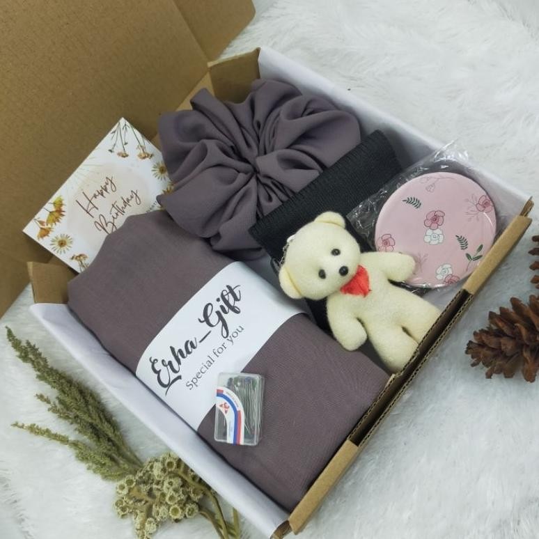 

gd-5 Hampers Kado Ulang Tahun Cewek Idul Fitri Valentine Wisuda Birthday Anniversary Pernikahan Paket Funny Murah Meriah Hijab Bella Square Kerudung Segi Empat Muslim Kado Ibu Original