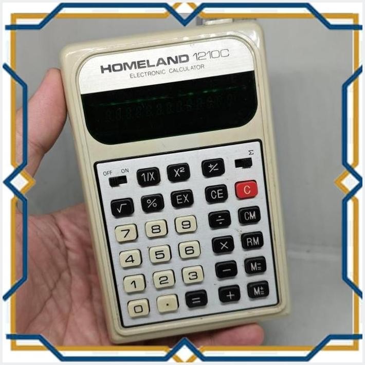 

[PAR] VINTAGE HOMELAND 1210C ELECTRONIC BACKLIGHT CALCULATOR ORIGINAL TOSHIBA KALKULATOR JADUL