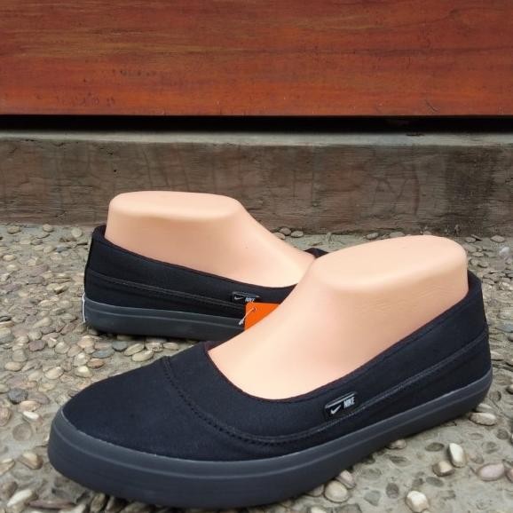Sepatu Slip On 05 Hitam Polos/Sepatu Wanita/Sepatu Flat/Sepatu Lucu