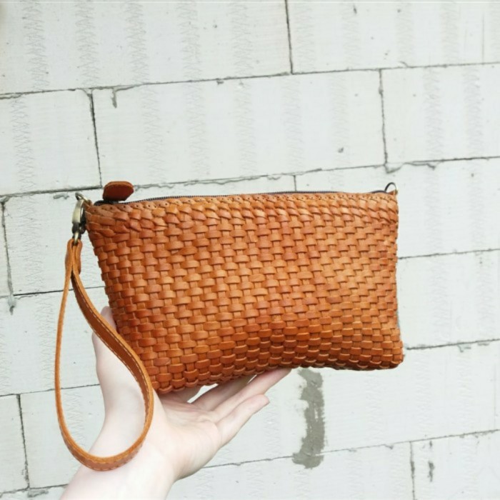 DISKON clutch wanita kulit sapi asli tas anyaman