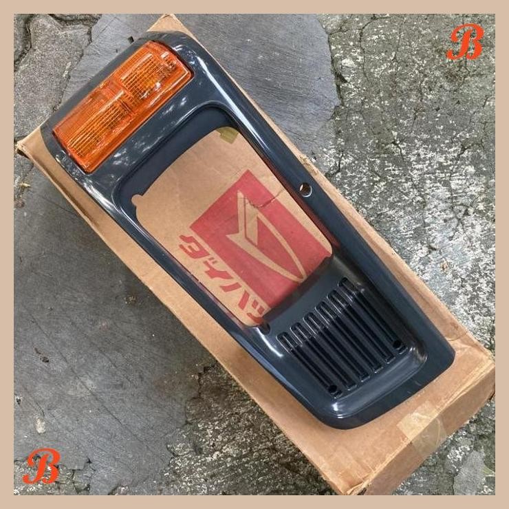 | PY | GARNISH GRILL GRILLE COVER FRAME RING LAMPU DEPAN KIRI LH ZEBRA S89 1.3 1300CC 81740-87512-00