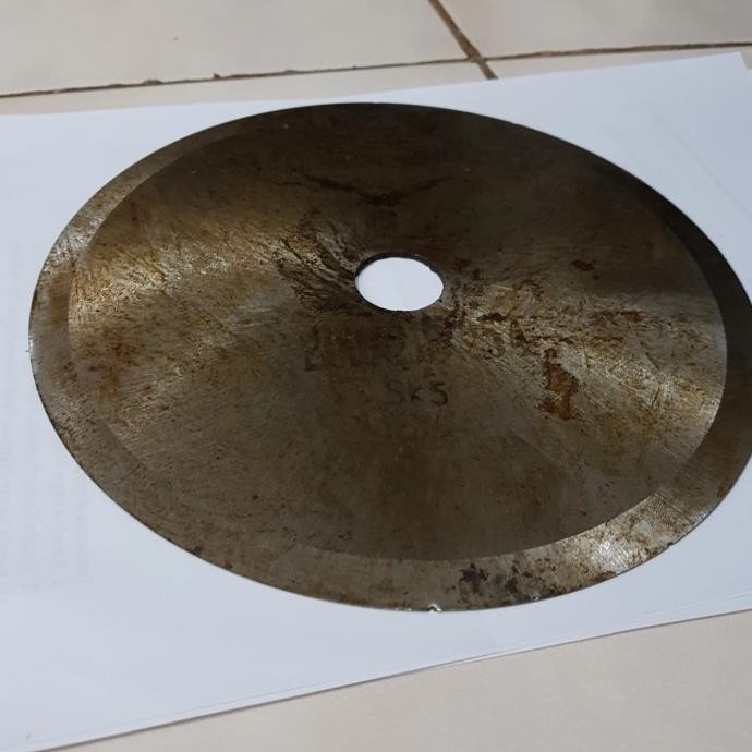 

PISAU PEMOTONG KAIN KERTAS TISSUE RUBBER 8 INCH