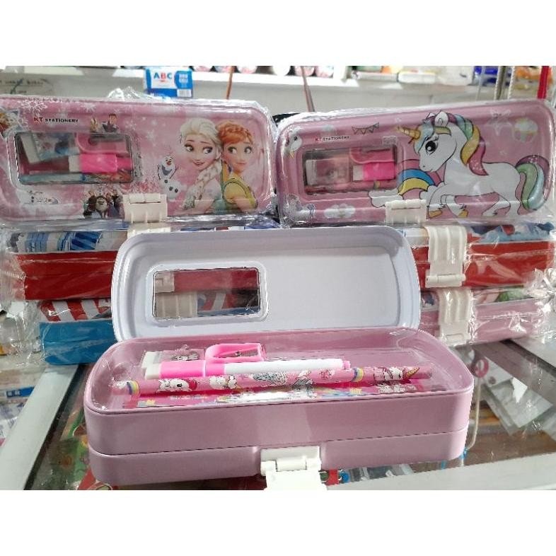 

Paling Laris! KOTAK PENSIL KALENG WHITEBOARTD / STATIONERY SET FANCY Sale