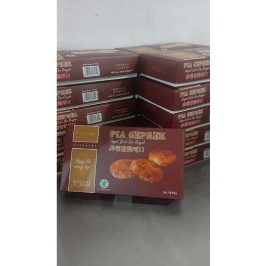

Cemilan Pia Bakpia Geprek Just In Jakarta Oleh-oleh Jakarta isi 15pcs