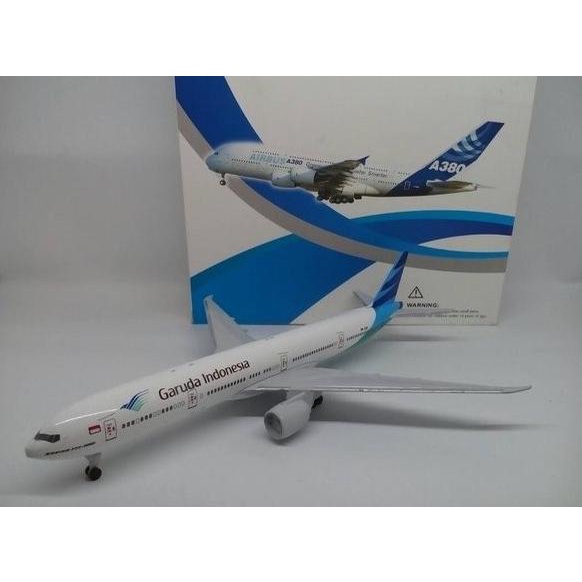 Diecast Pesawat Garuda Ukuran Besar ada Roda Miniatur