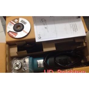 Mesin Gerinda Makita 9553B / 9553 B