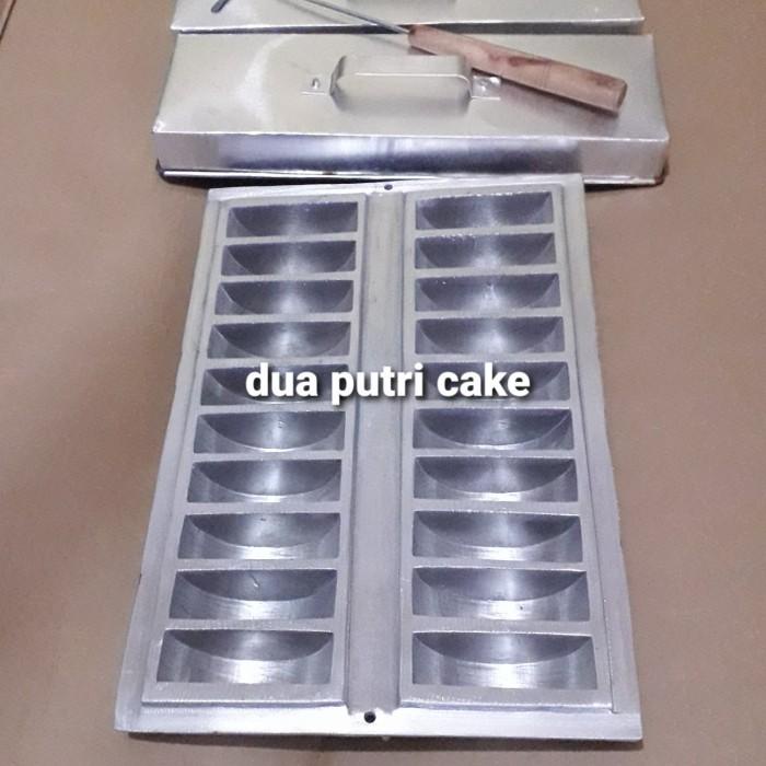 Cetakan/Loyang Kue Pukis/Kue Pancong Isi 20 Lubang +Tutup & Cungkilan