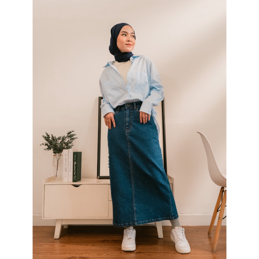 ➝↑❁⁂ THENBLANK | Denim Skirt Laris