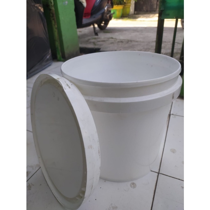 [Q5F78] Ember Bekas Cat 10Kg/ Pot Tanaman/Ember Plastik/Ember Cupang/ [W09M]