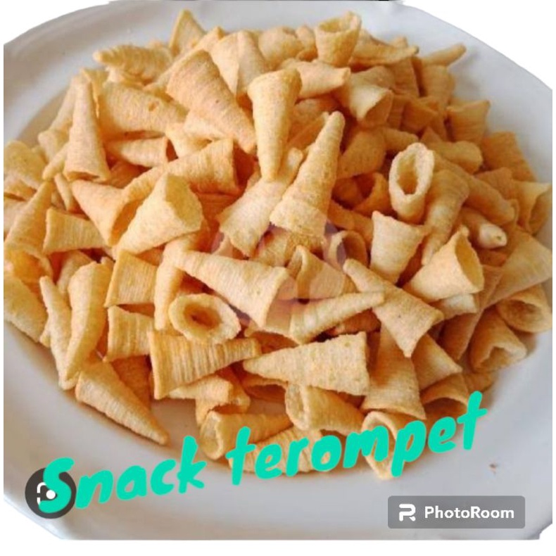 

Snack Terompet 100gr (3pcs)