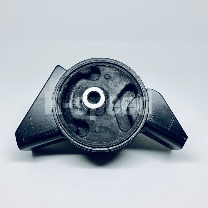 Engine Mounting mobil Suzuki Esteem tengah