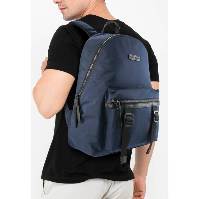 Tas Backpack Hush Puppies Original Pria Bagpack dengan desain modern untuk urban look Outfit Asli 10
