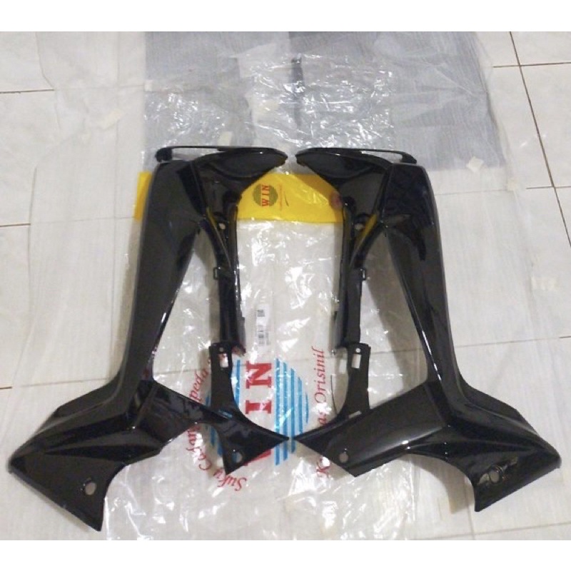 WIN - Sayap Supra X 125 Batman 2007 2008 2009 2010 2011 2012 2013 | legshield luar | tebeng motor | 