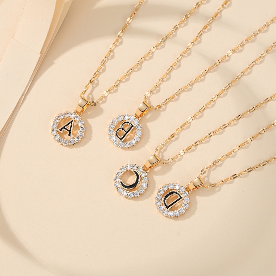 ✨Original✨ Y290 【Barang spot】Kalung Titanium Huruf Wanita Anti Karat Lapis Emas Perhiasan Anti Karat