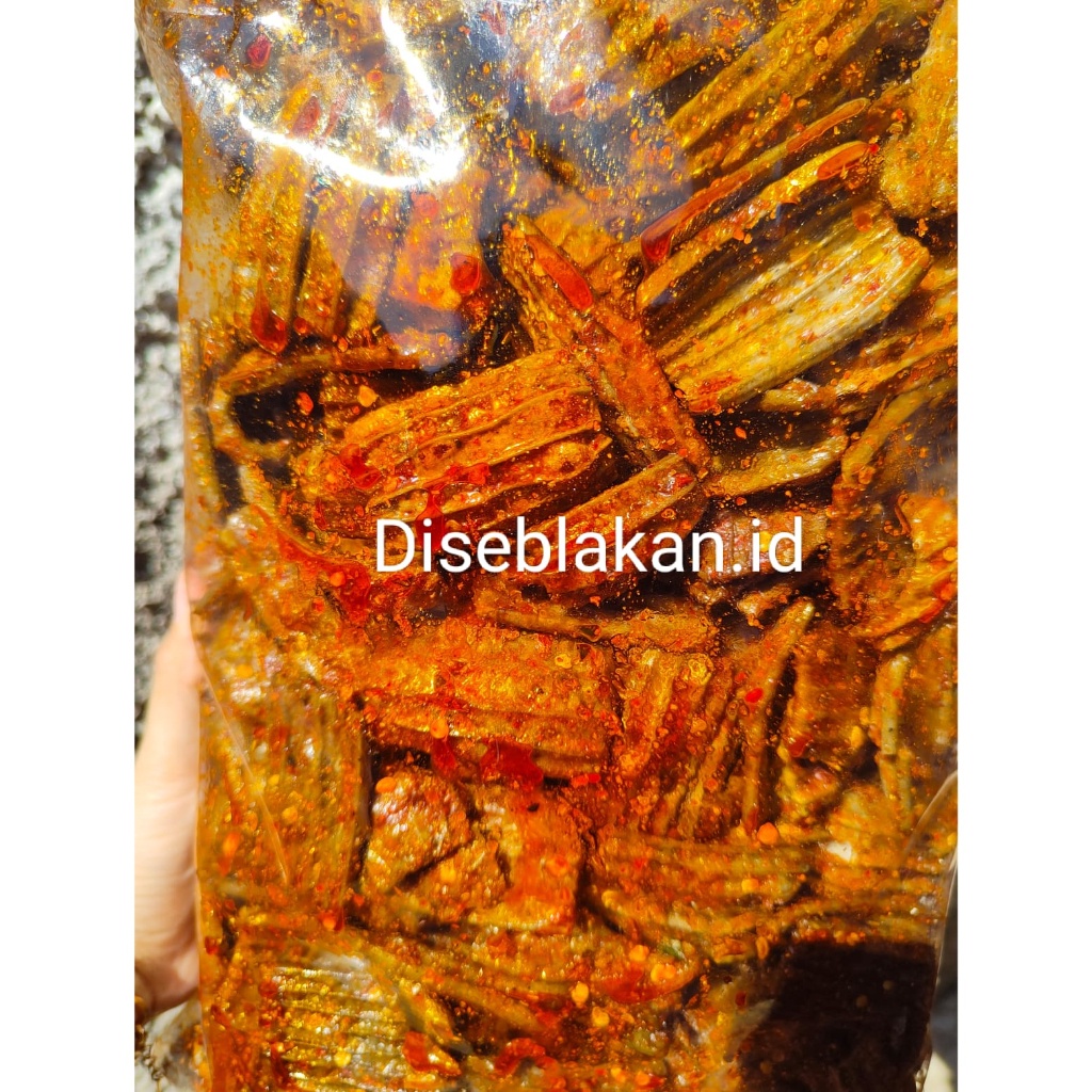 

Kerupuk Jengkol Pedas Daun Jeruk Isi 1Kg