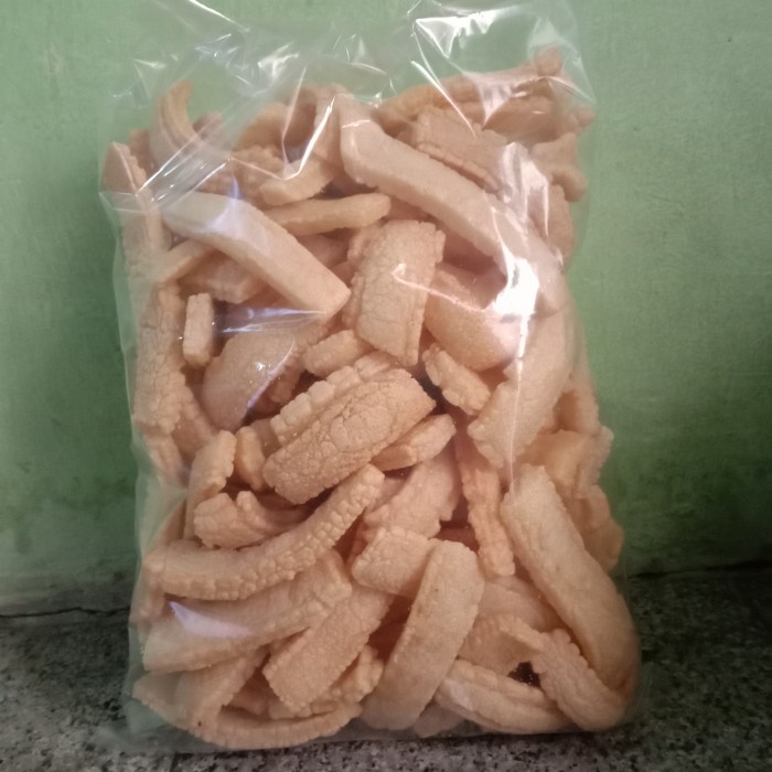 

' kerupuk rambak panjang matang/makanan ringan
