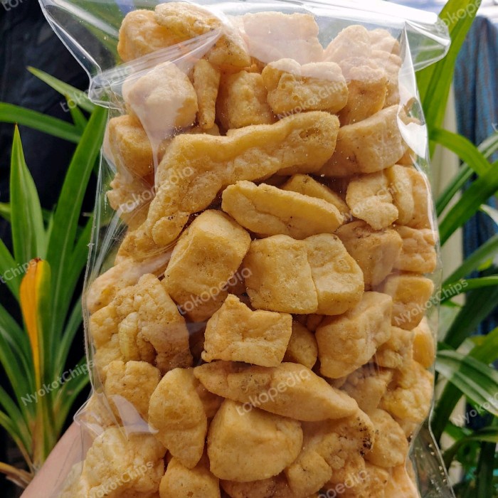 

' kerupuk dadu rambak kulit kw jajanan jadul kerupuk kulit kw 180gr