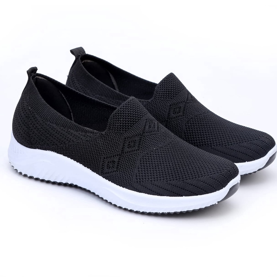 Sudah READY.. Sailatu - K782 Putih Sepatu Rajut Import  Wanita /Sepatu Casual  Olahraga Premium