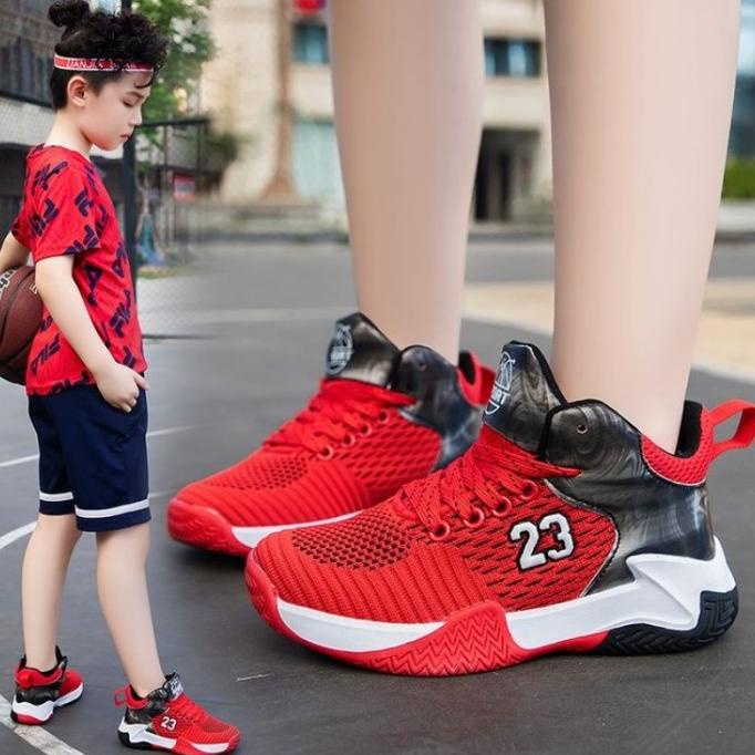 sepatu basket anak / sepatu olahraga anak laki original import