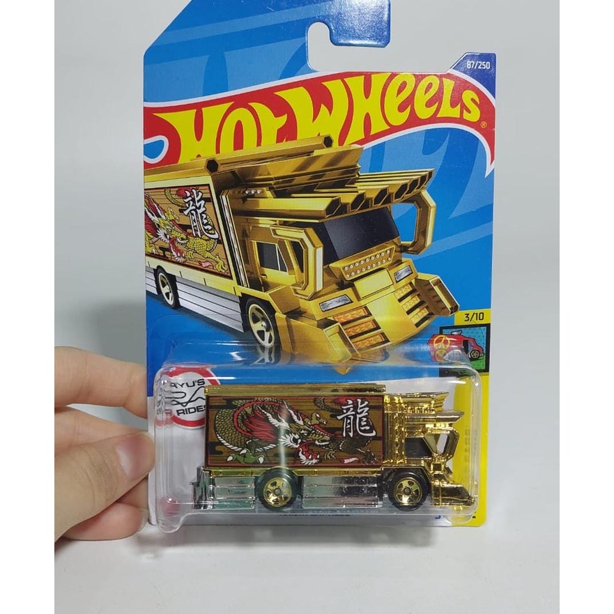 HOTWHEELS TRUK EMAS KEMATIAN RAIJIN EXPRES