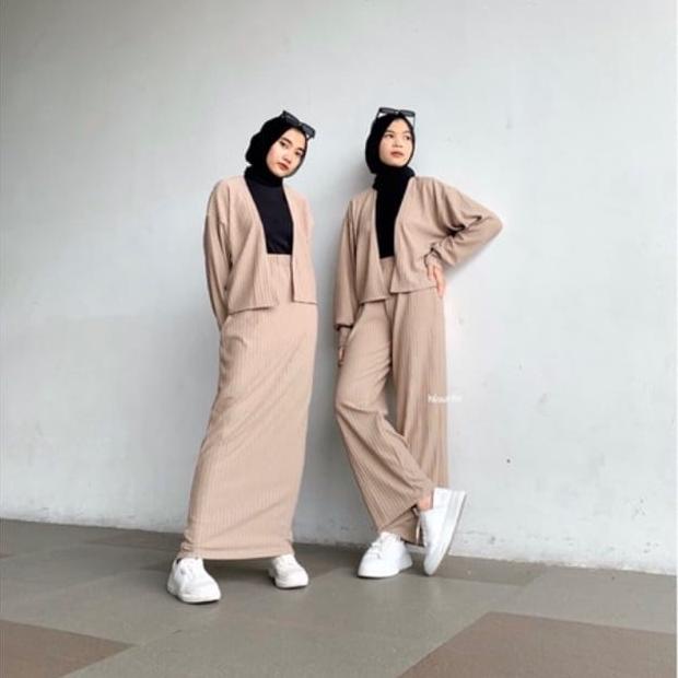 Set Polos Kohzen - Zec Ootd Wanita Setelan Evi / Nonio Knit One Set Rib Premium Xl ( Rok + Baju ) / 