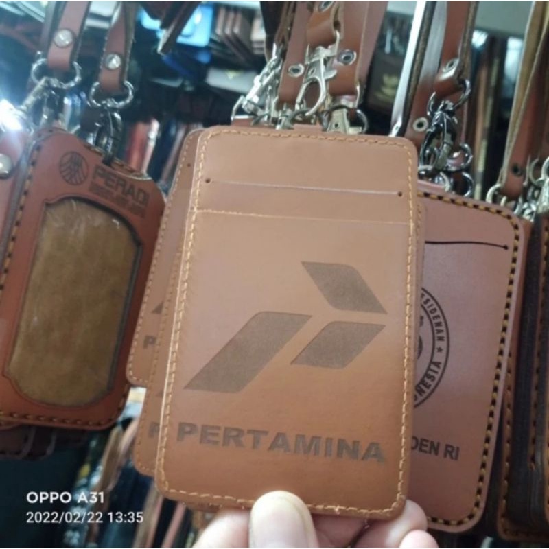 

HOLDER KALUNG ID CARD LOGO PERTAMINA KULIT ASLI COKLAT BEST QUALITY PREMIUM