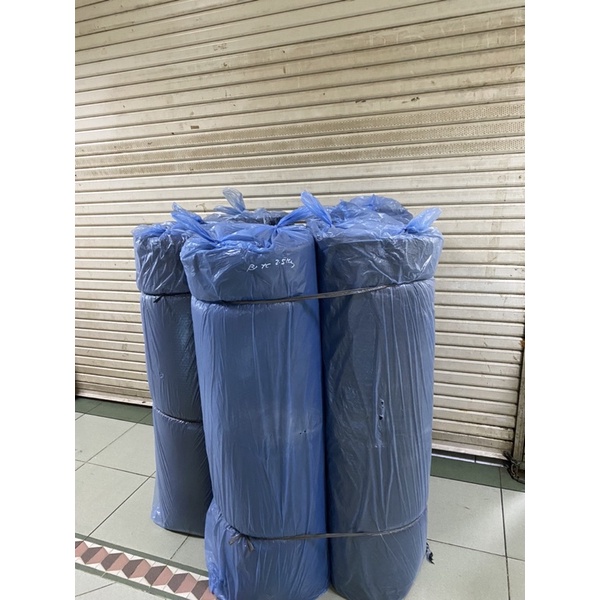 

BUBBLE WRAP MURAH 50M x 125CM WARNA HITAM/Berat : 2,5 kg DAN 2,7Kg Varian :( Tanpa Selongsong isi bubble lebih banyak ) Warna yang tersedia : HITAM