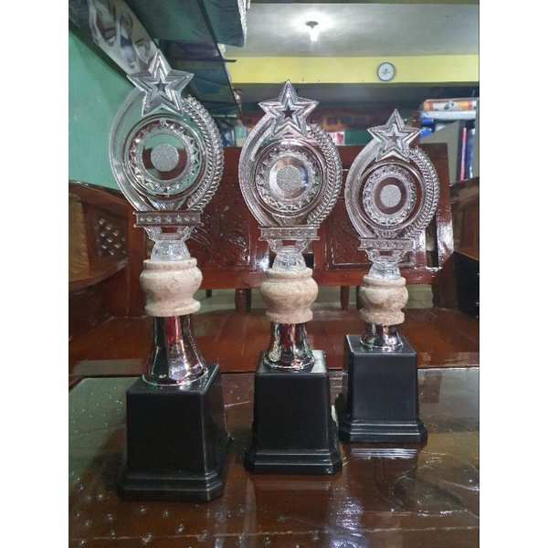 piala trophy tropi set marmer figur bening