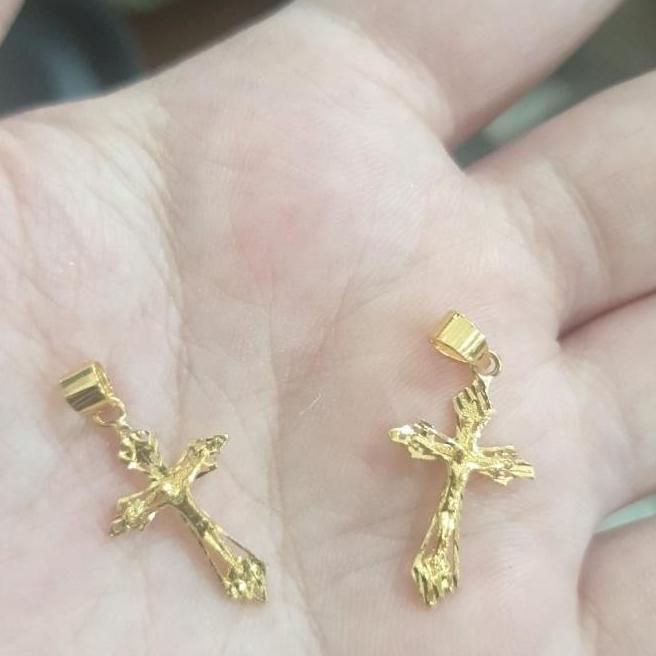 Liontin Kalung Salib Yesus Kristen Katolik Katholik Emas Asli 700 70%