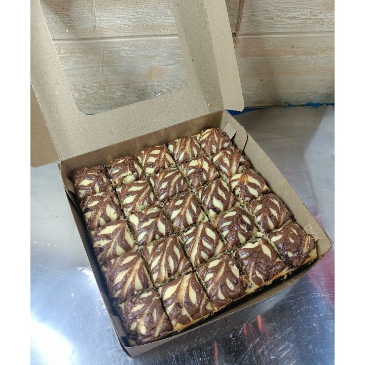 

Super Promo Cheese Cake Brownies ukuran 20x20cm Stock Banyak