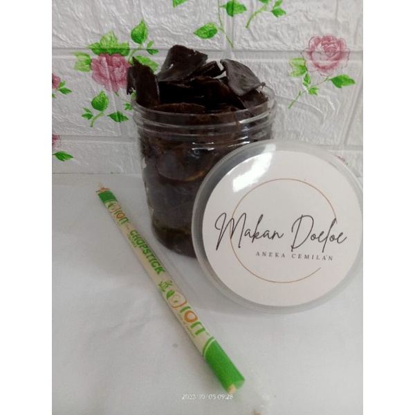 

MAKAN DOELOE Keripik Pisang Coklat Lumer 200gr II 600ml free sumpit